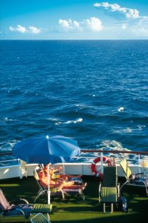 Auf MS Delphin ausruhen!