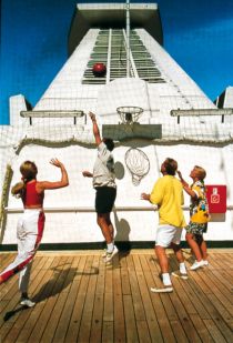 MS Delphin -  Sport an Deck - auf geht es!