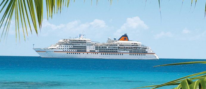 MS Europa in Fahrt