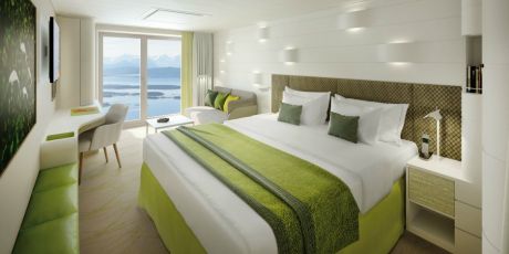 MS HANSEATIC nature - French Balcony