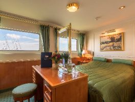 Kreuzfahrt1000.de und nicko cruises wünschen Ihnen eine SCHÖNE ZEIT